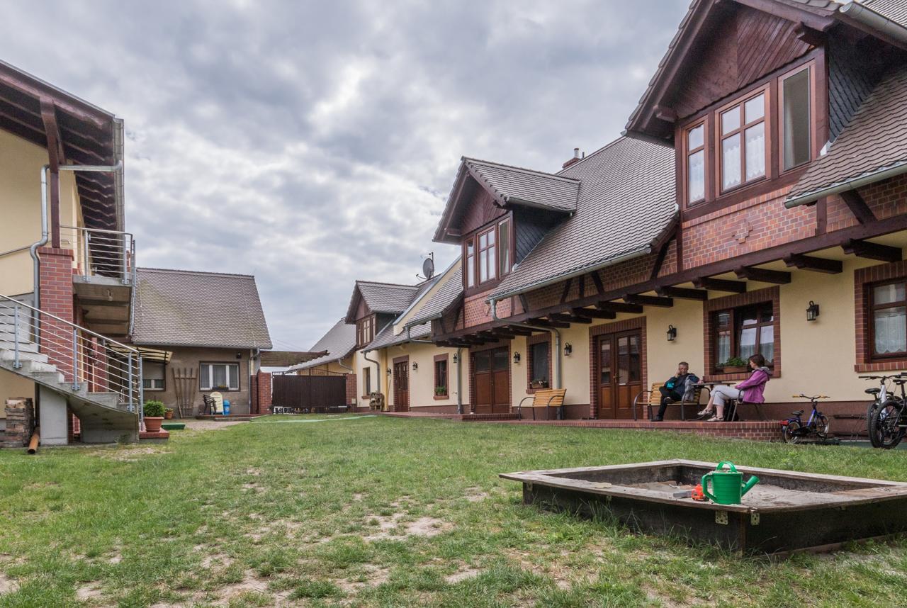 Gasthof Zum Slawen Vetschau Zewnętrze zdjęcie